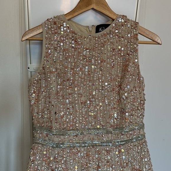 MacDuggal, size 0, 100% polyester, length 59 inches - Picture 2 of 8